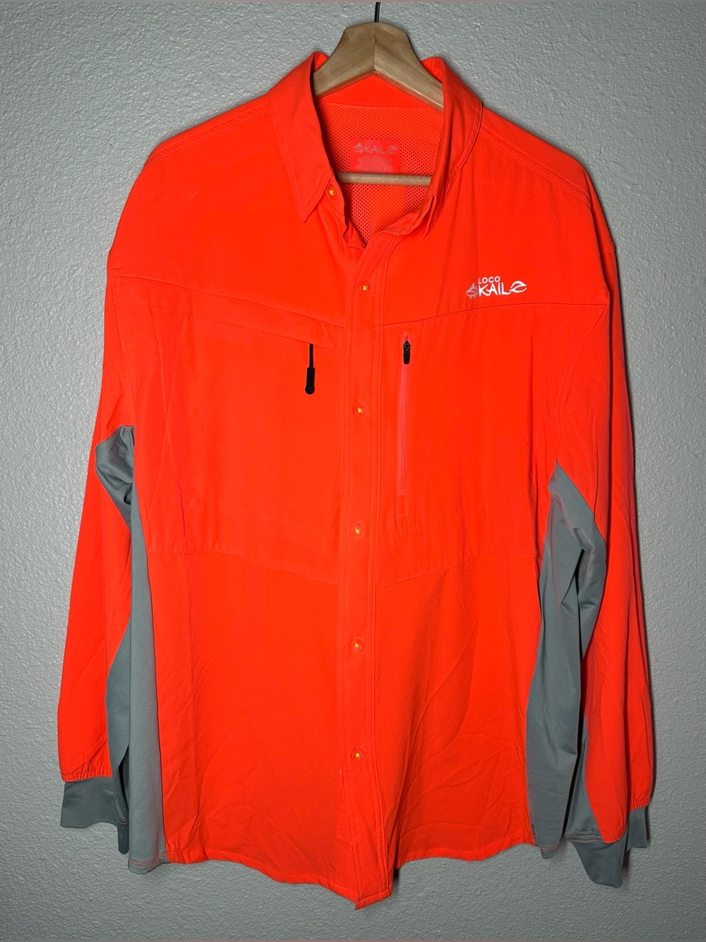 Loco Skailz Men’s Neon Orange Fishing Shirt Size Large